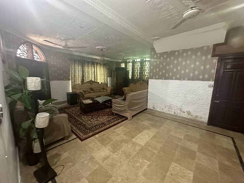 Kanal 2 bed drawing lower ground portion DHA 2 for rent 1