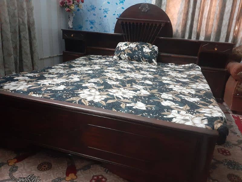 Pure Chinioti Sheesham double bed 1