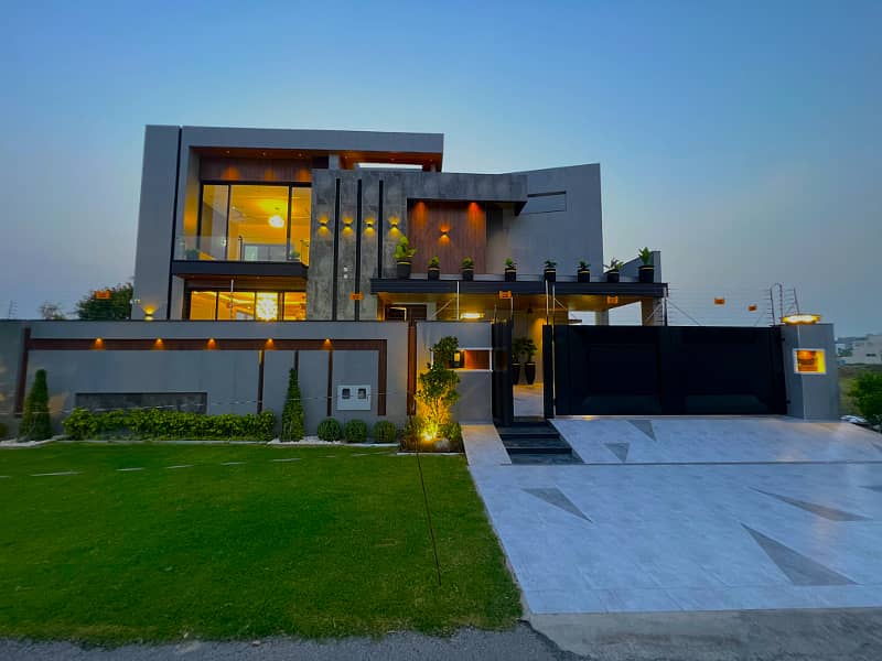 "Magnificent 26.5-Marla Semi-Furnished Bungalow with Spacious Basement, 5 Beds, 7 Baths, 2 Kitchens, and Stylish Living Spaces in DHA Phase 8 Block T - A Must-See Property!" 0