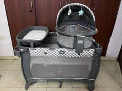 Graco Pack ‘n Play Playard Cot with Bassinet and Diaper Changer