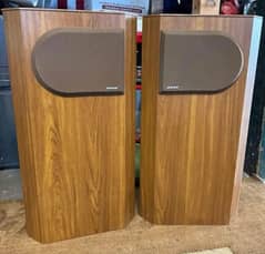 BOSE . 401 . STEREO SPEAKERS MADE IN MEXICO BRAND NEW  CONDITION  .