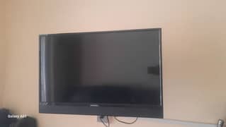 Nobel 32 inches lcd with box