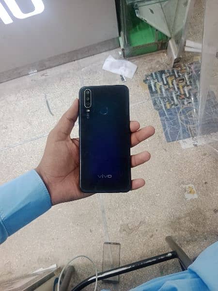 Vivo y17 full box 4GB 128GB  original hai all 0