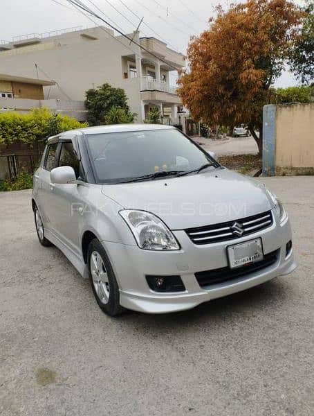 Suzuki Swift 2015 DLX 1.3 5