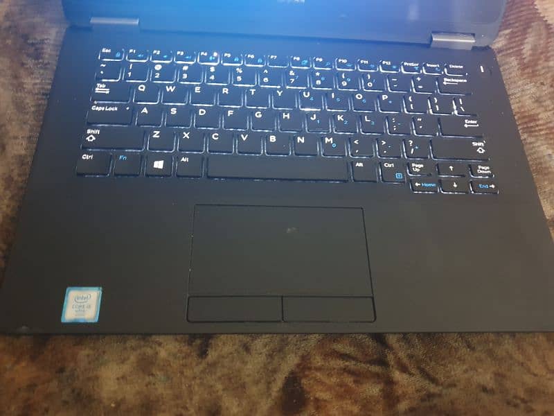 Dell e7270 i5 6th generation 8/256ssd 6