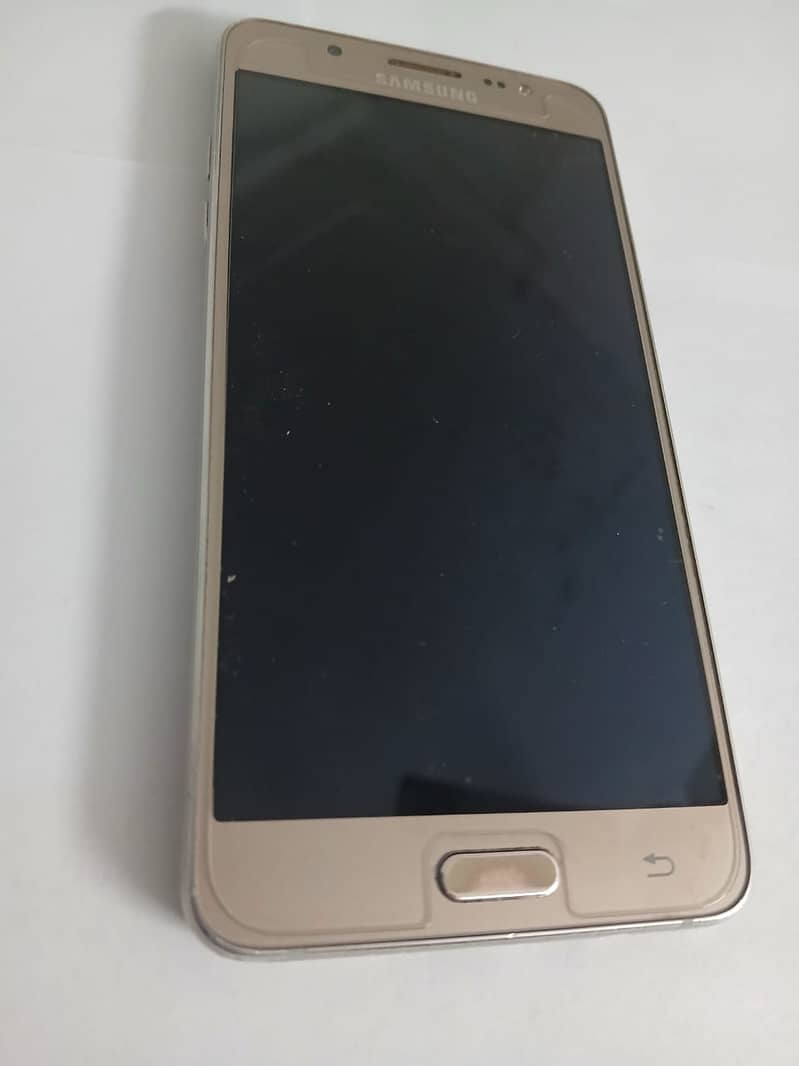 Galaxy J5 6 2