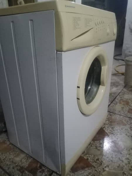 westpoint dubai washing machine 1