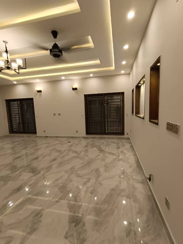 1 kanal brand new house for rent 17