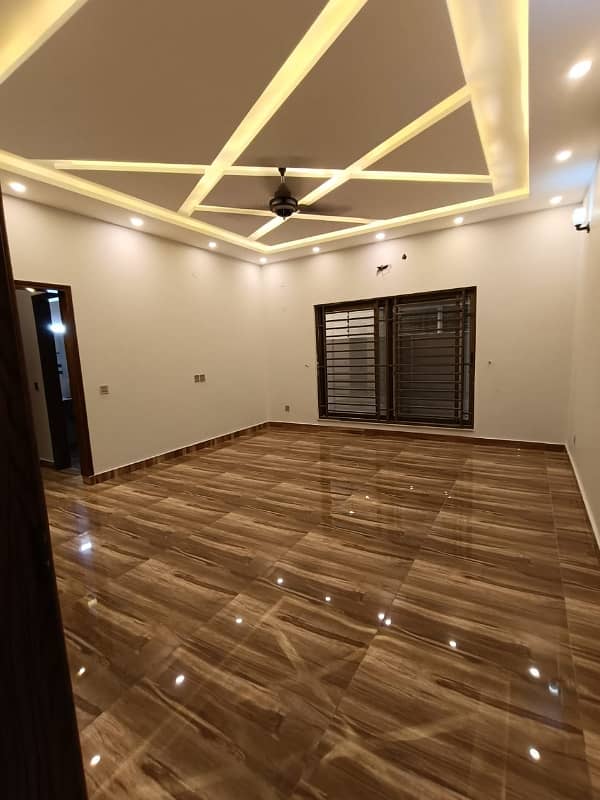 1 kanal brand new house for rent 20