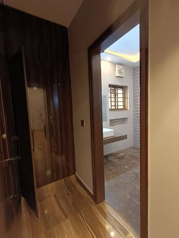 1 kanal brand new house for rent 23