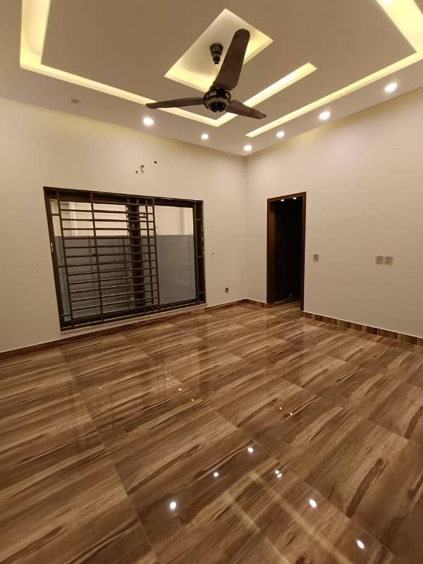 1 kanal brand new house for rent 25