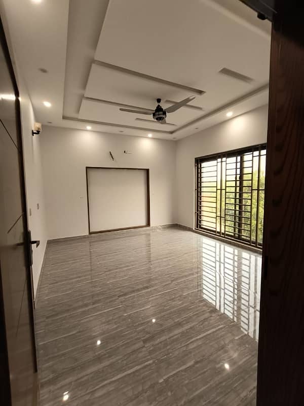 1 kanal brand new house for rent 26