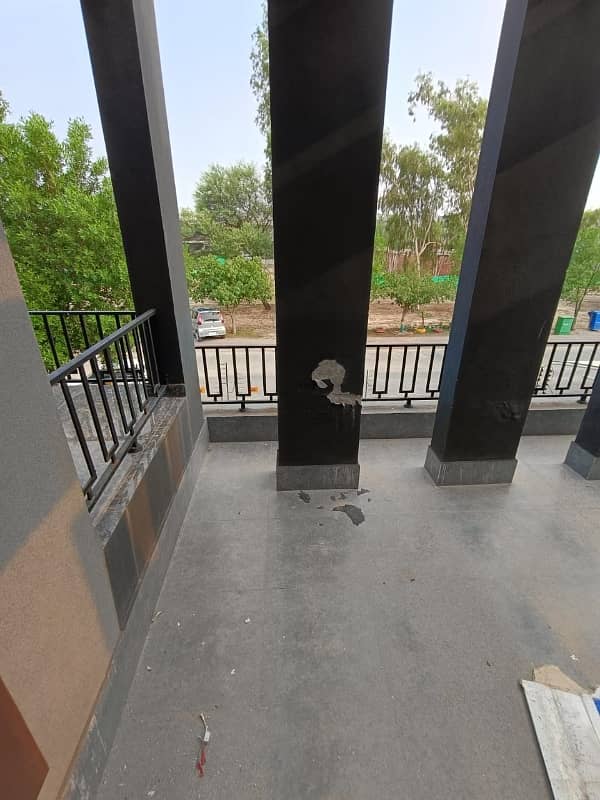 1 kanal brand new house for rent 27