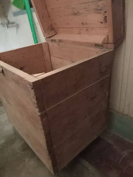 wooden box/Storage box 1