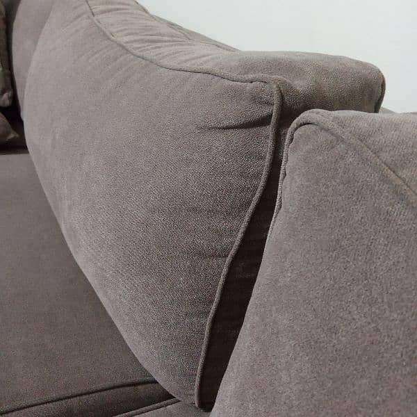 interwood sofa 3