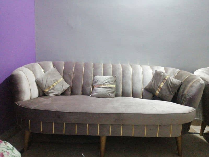 5 Seater New sofa set ready to sell 0