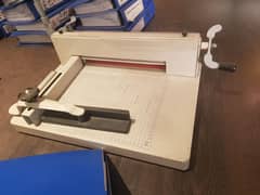 Paper cutter with heavy sharp Blade