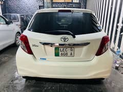 Toyota Vitz (Pearl-White)