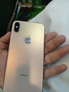 AOA I am selling xs max 256 pta approved officially