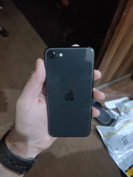 I phone SE 2020 64 gb 1