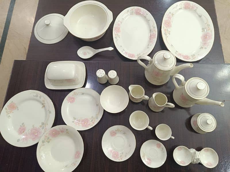 69 Piece Chini Dinner Set with Pink n White combination 0