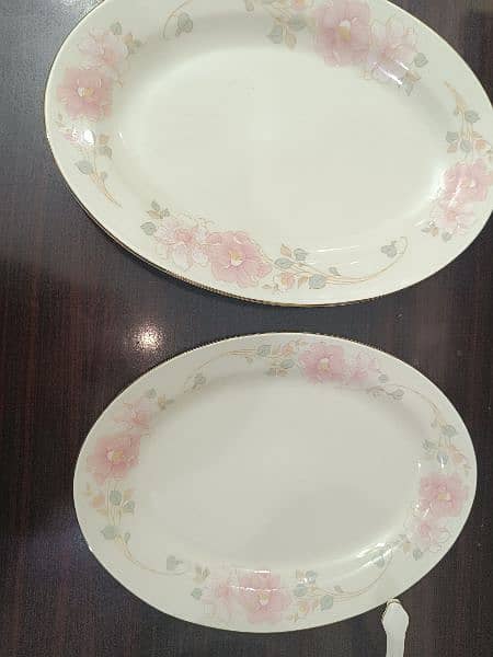 69 Piece Chini Dinner Set with Pink n White combination 4