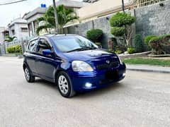 Toyota Vitz Model 2000 Registered 2007 Auto Sunroof.