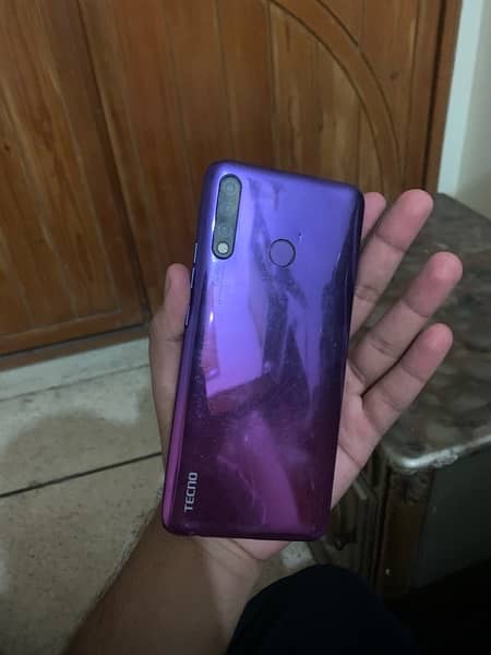 Tecno camon 12 4/64 10