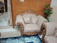 sofa set for sale in excellent condition