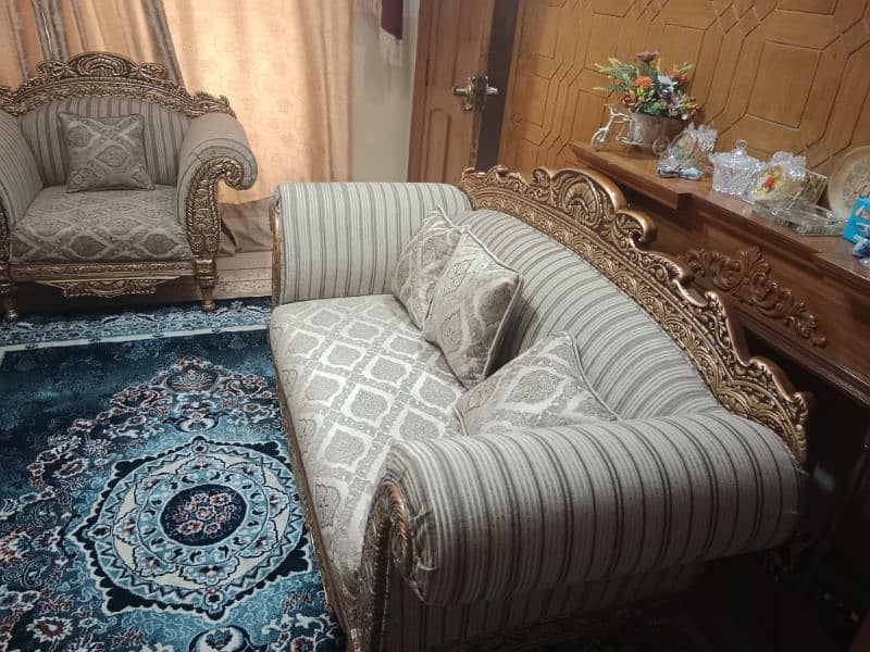 sofa set for sale in excellent condition 1