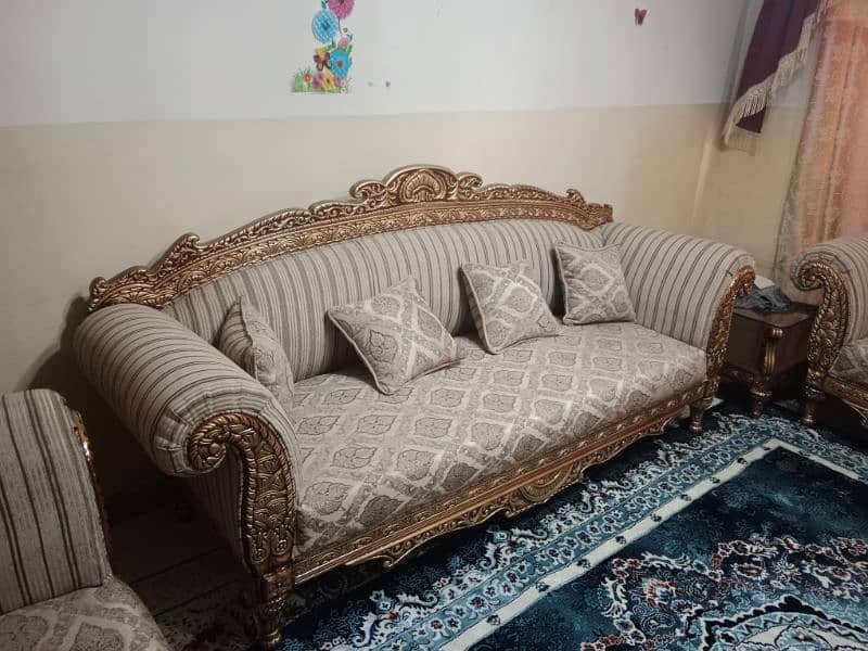 sofa set for sale in excellent condition 2