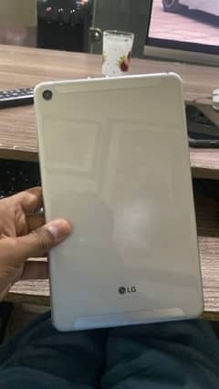 LG pad 5 10.1inchs FHD 4Gb 32GB