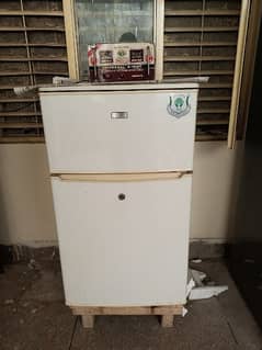 TLC Refrigerator Small 5 CFT