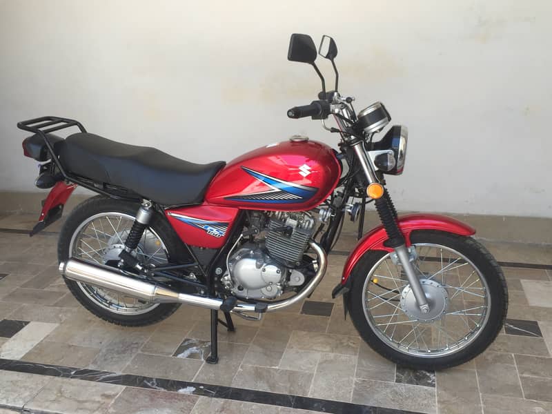 Suzuki GS 150 2013 5