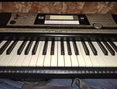 Yamaha PSR 740 Professional Piano Keyboard