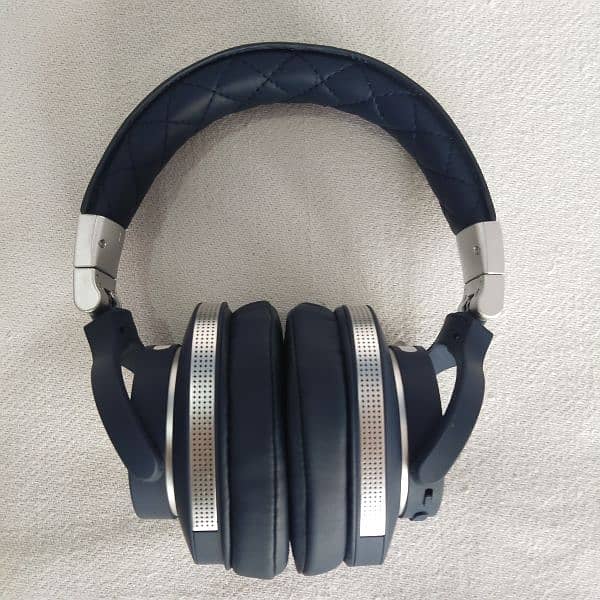 Tommy Hilfiger LH90 Headphones 4