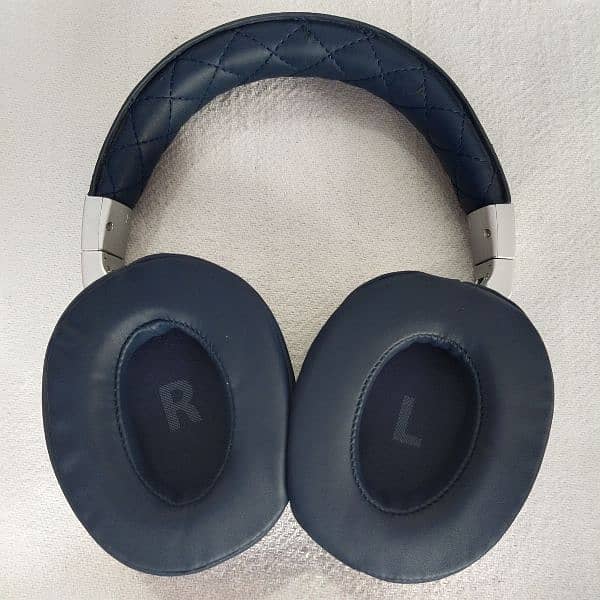 Tommy Hilfiger LH90 Headphones 7