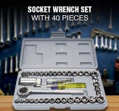 40 pcs Socket Wrench Vehicle Tool Kit.