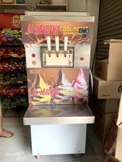 Con Ice-cream machine