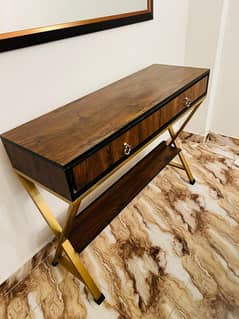 Fancy console table for drawing/living room