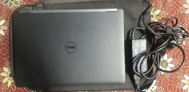 Dell Latitude E7470 Laptop 0