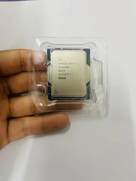 i5 12400F processor w/ Tray 2