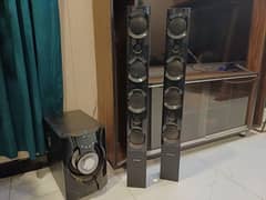 Speakers for Home Theatre