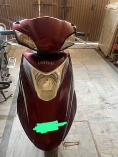 Read ad Scooty United 100cc 0