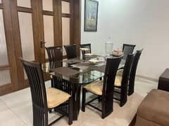 sell my dining table with 8 chairs 03425199067