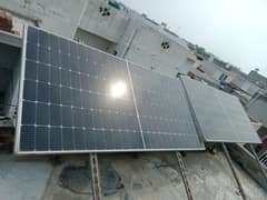 Growatt 405 watt Solar Panel for urgent sale