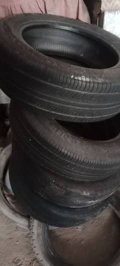 Toyota Yaris Genuin Tyres 185/60R/15
