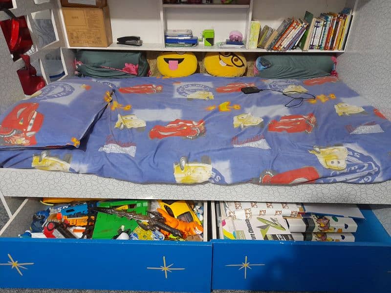 Boys' customized bunk bed with wardrobe n sofa 5