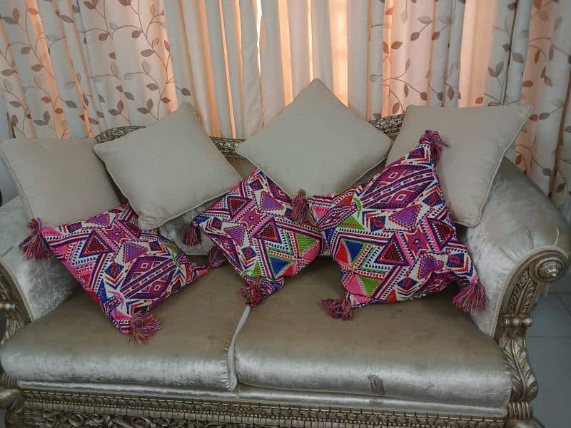 cushion set new almost loot sale traditional and latest design 2