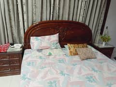 Sheesham bedset and dressing table